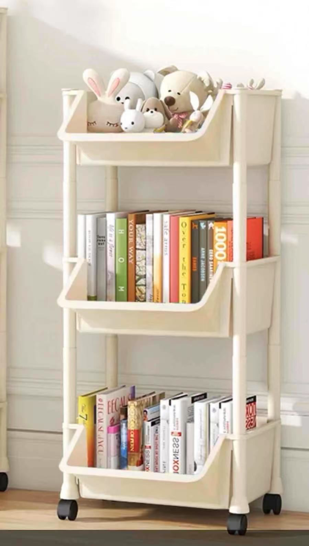 Hangers, table, and portable small bookcase for sale as a package63225233599873113