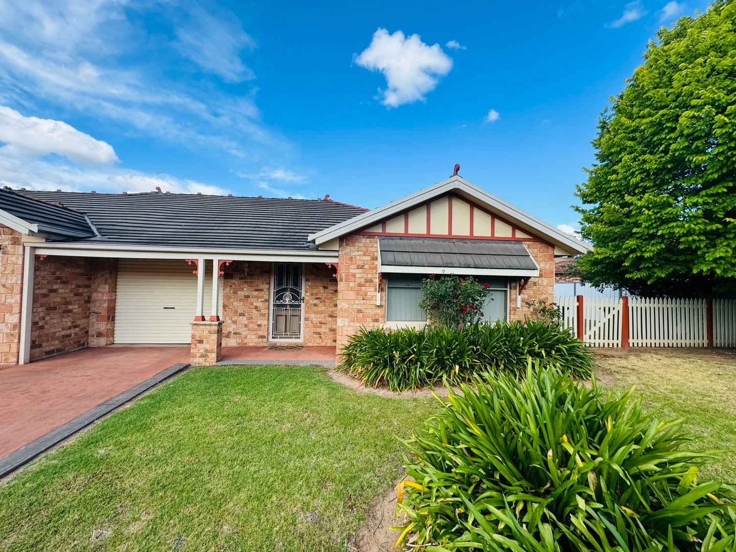 1B Phillip Close, Mudgee NSW 2850