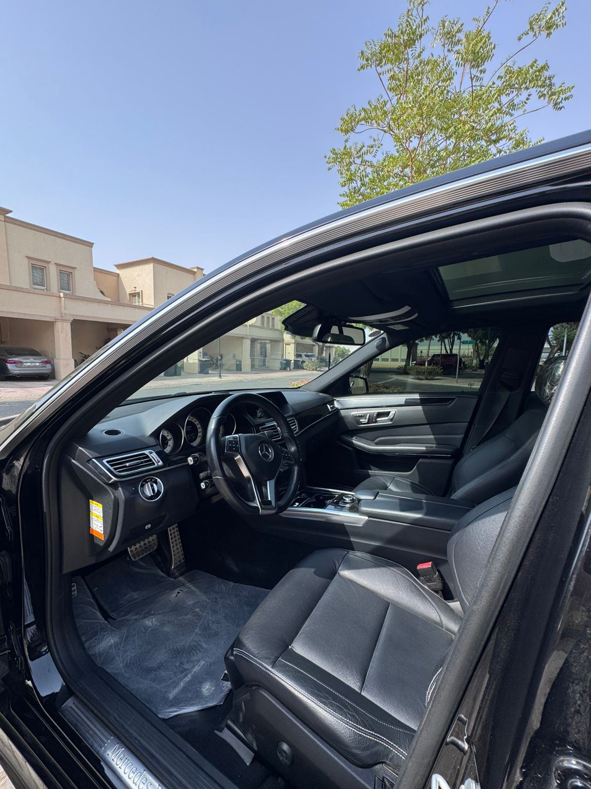 /ar/city-dubai/cate-car-used-car/2016-e300-amg-6374597146048111/-8