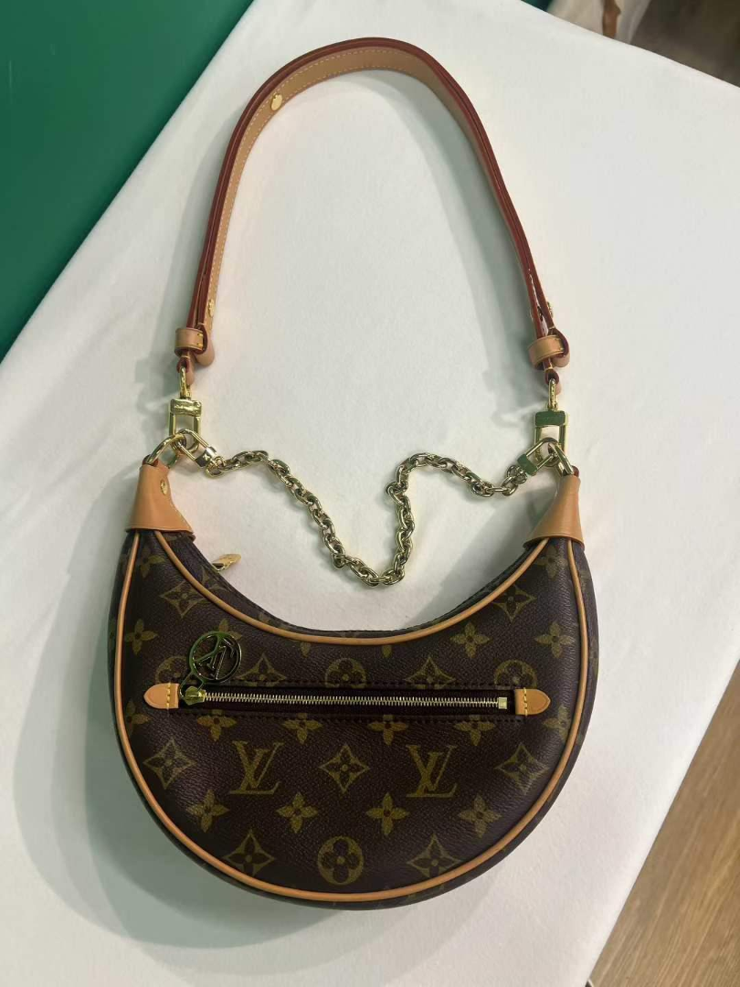 Louis Vuitton Loop Bag – Monogram Canvas Crescent Style | 97% New26 Louis Vuitton Loop Bag – Monogram Canvas Crescent Style | 97% New632276209879071126