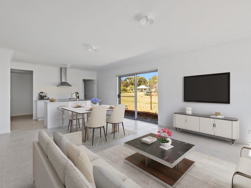 21 Logan-Wedderburn Road, Wedderburn, Vic 3518