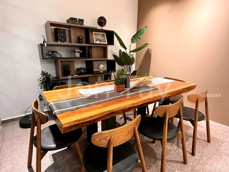 Common Room (Landed) for Rent in Standard Chartered @ Changi63533819723393112