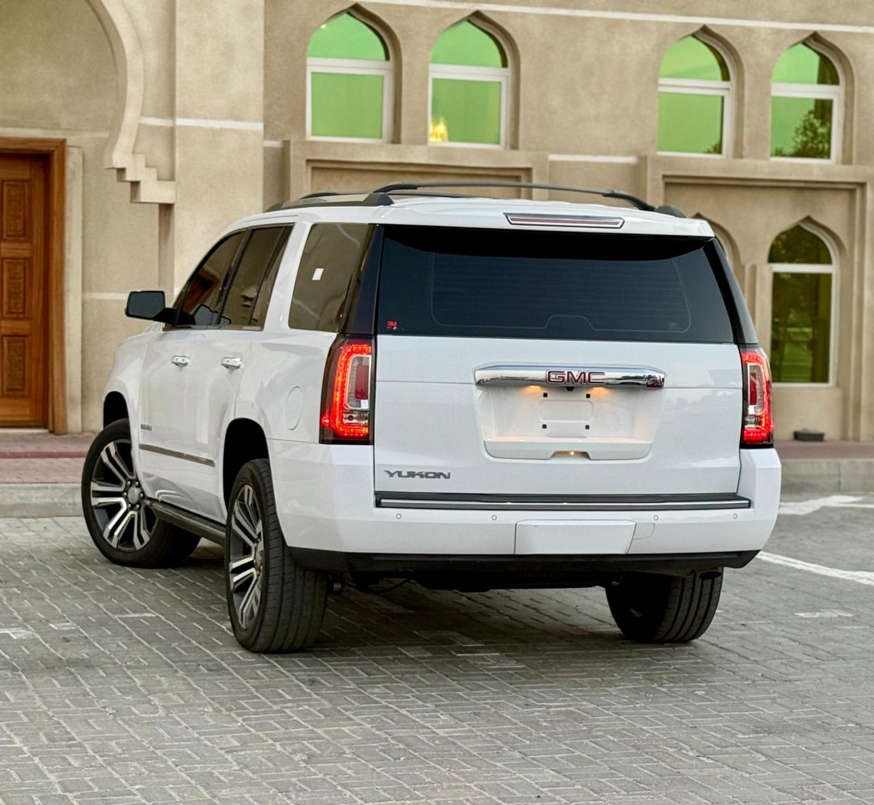 Ajman64353022601731112