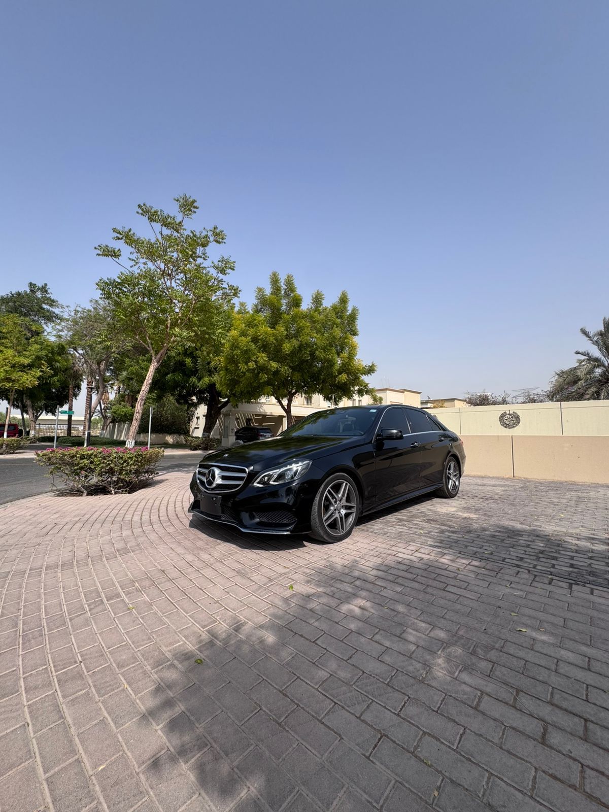 /en/city-dubai/cate-car-used-car/2016-e300-amg-6374597146048111/-6