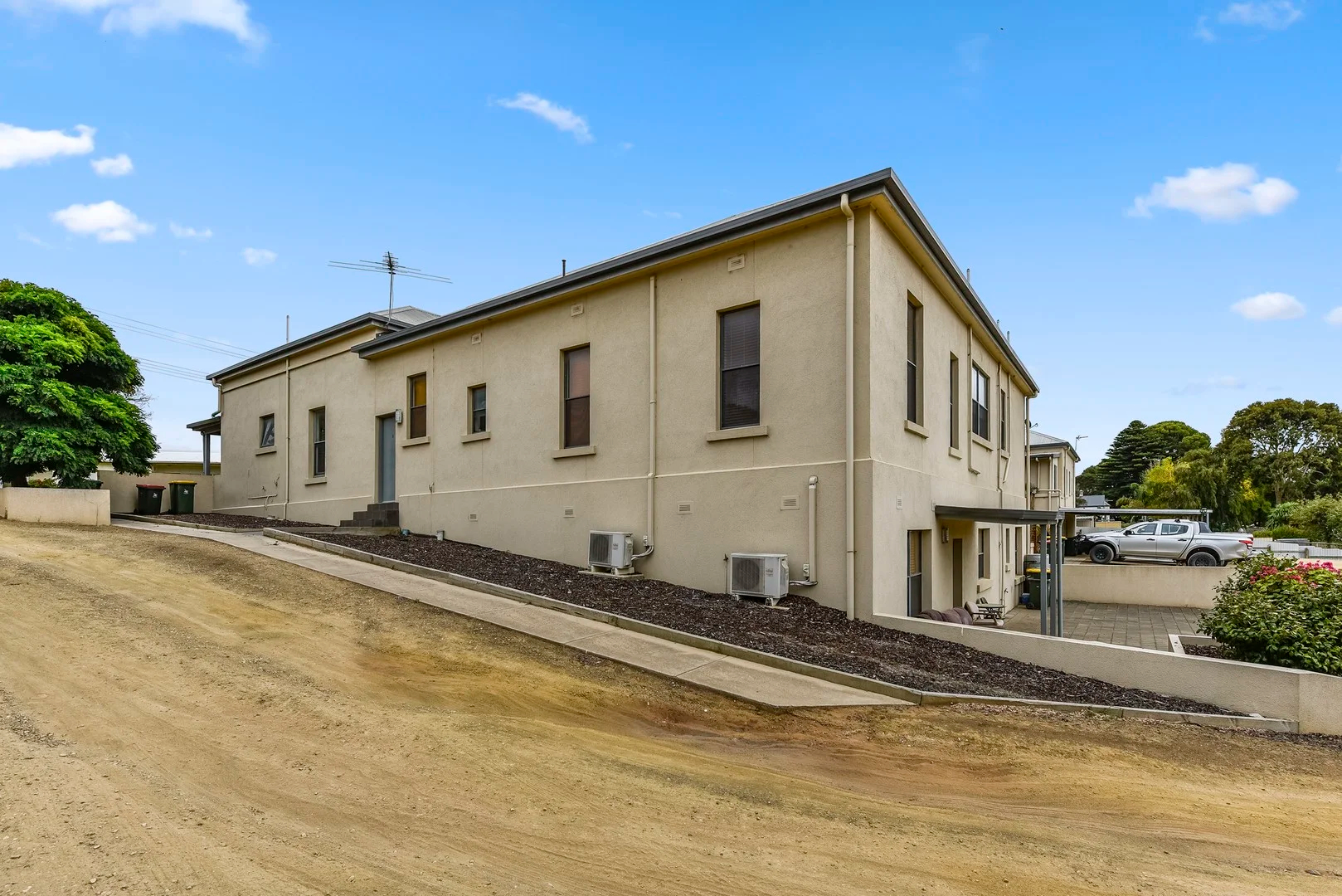 8/17 Emily Street, Millicent SA 5280