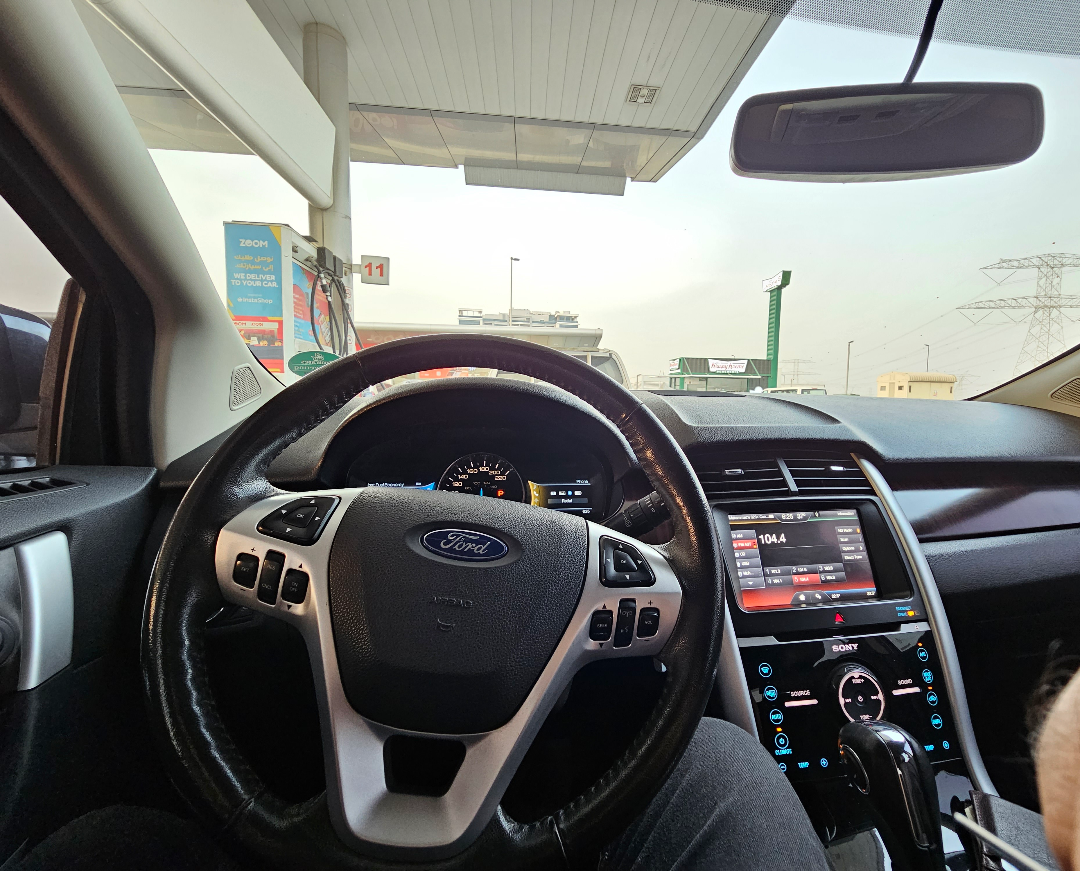  Ford Edge 2012 limited 3.7 well maintained. 205000km odmeter63766544918913110