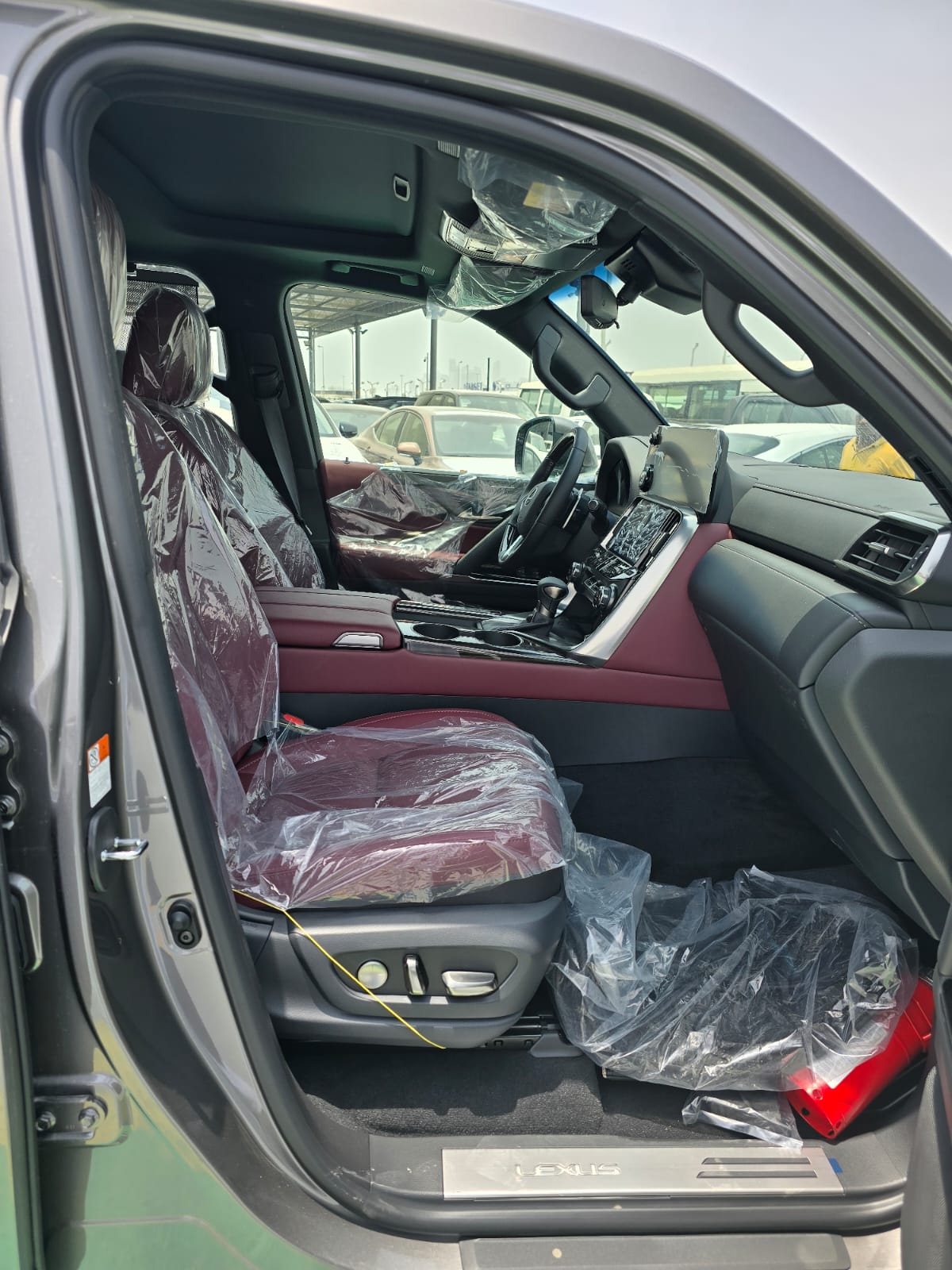 LEXUS LX600 SIGNATURE 202563824475866497113
