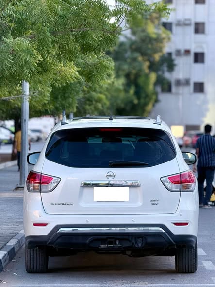 نيسان باثفايندر جي سي سي، موديل 2015، 162 كم ،056 6960442ext2 nissan-pathfinder-gcc-2015-model-162km-056-6960442-64839207829761112
