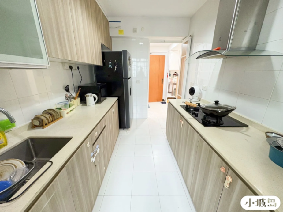 Punggol looking for roommate, welcome working professionals, family63373430987907112