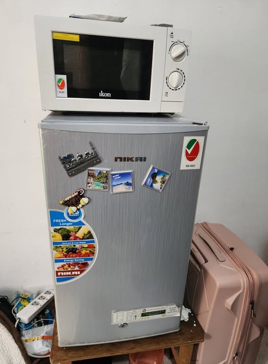 للبيع