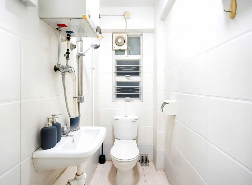 iRent Crown Prince Phase II Apartment Large Single Room63303553499137113