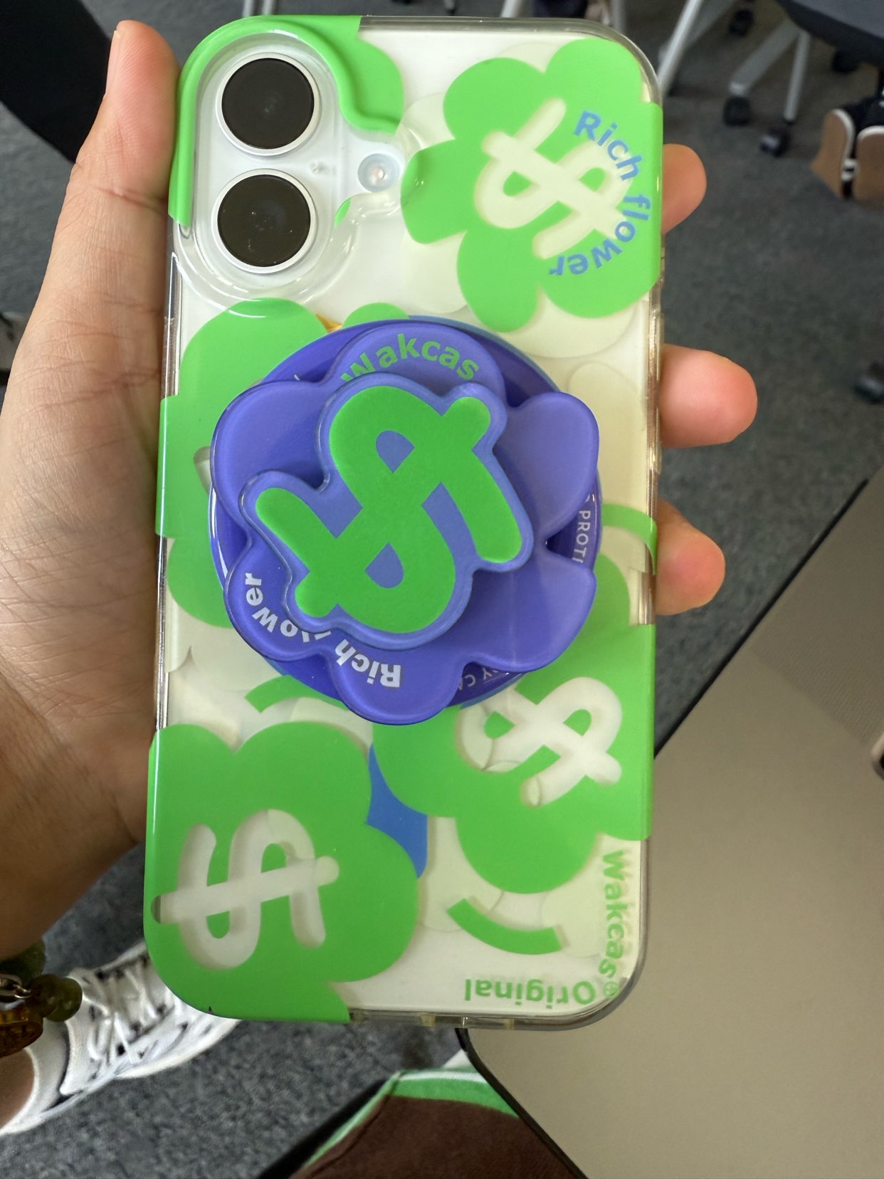 手机壳iphone1263080787014145112