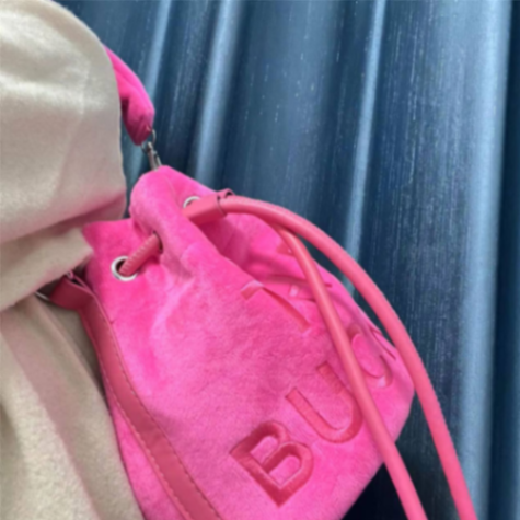 Pink Velvet Bucket Bag | Letter Design, Full of Gentle Atmosphere63260241408386112