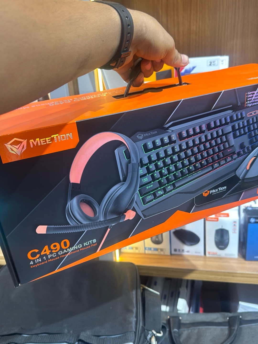 ميتيون64544435540738114