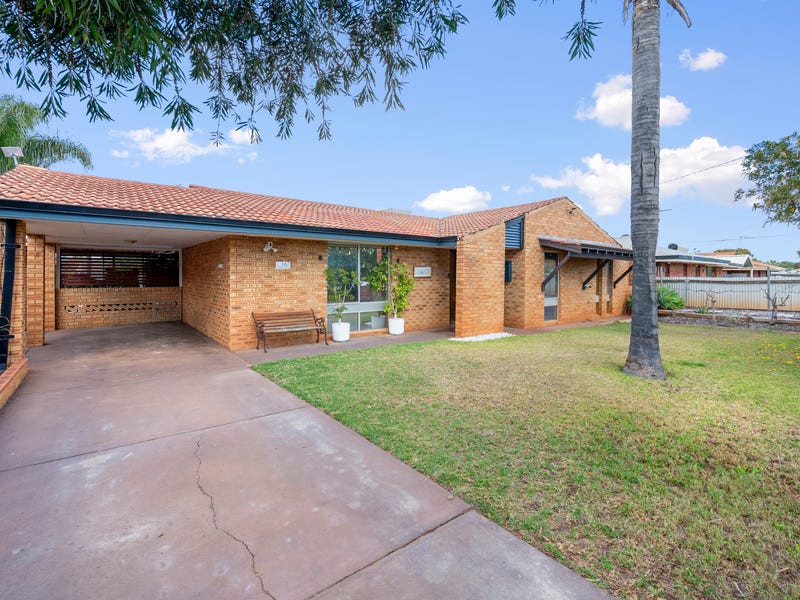 167 Campbell Street, West Lamington, WA 6430