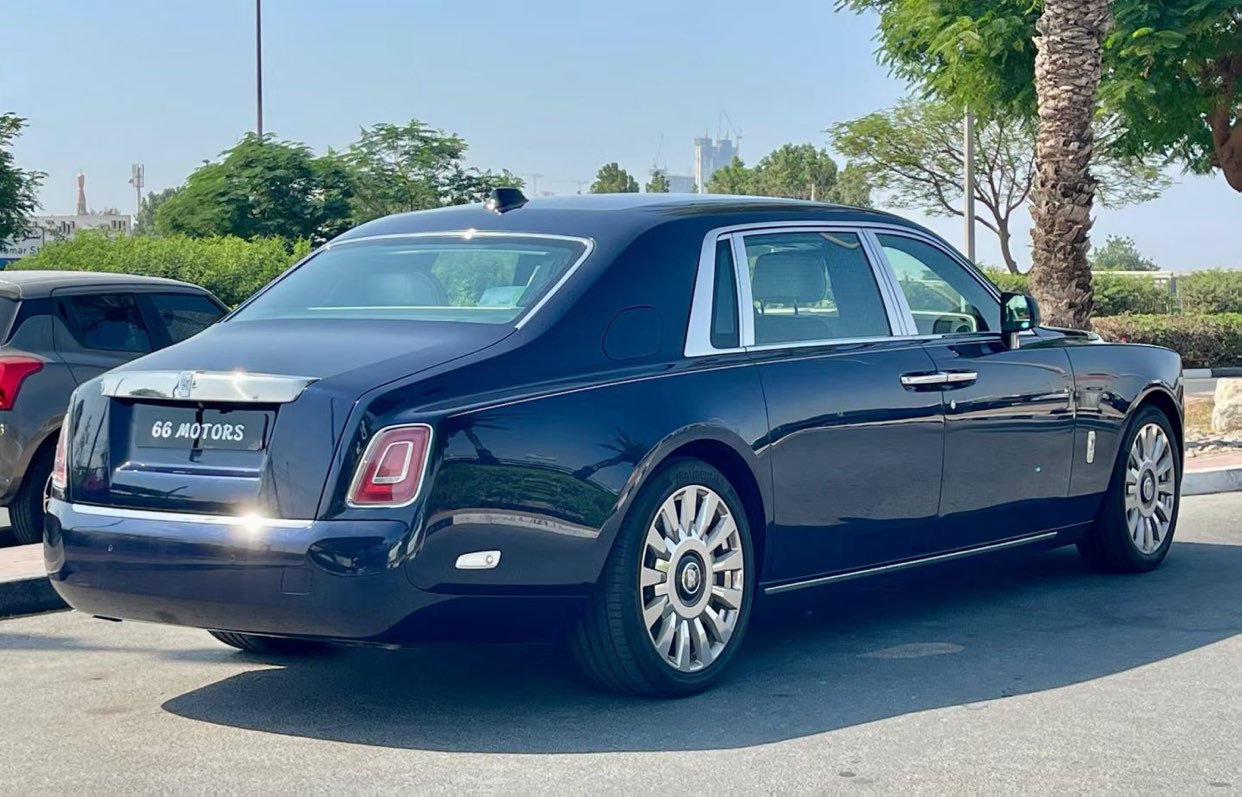 /en/city/cate-car-used-car/2019-rolls-royce-phantom-extended-gcc-6414408208256111/-5