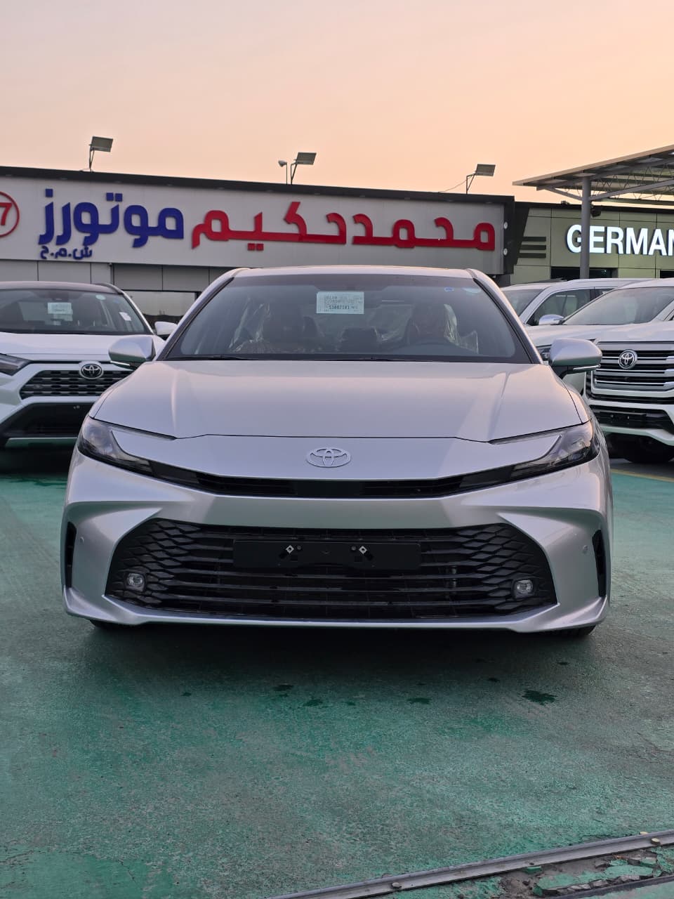 TOYOTA CAMRY E-PLUS HYBRID 202563780721878659110