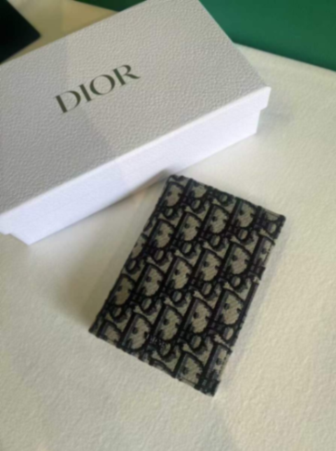 Dior Oblique Canvas Passport Holder – Grey/Blue Jacquard | Like New63227574025859110