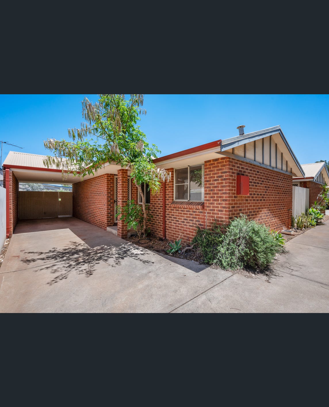 2/11 Moran Street, Boulder, WA 6432
