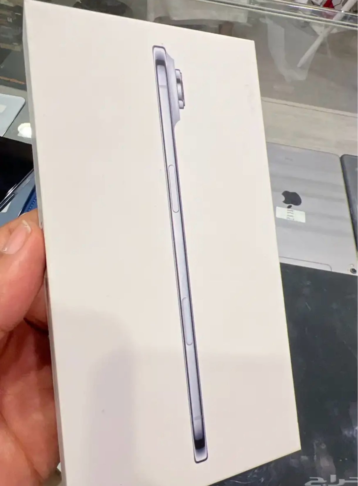 Air 1764195195579522110