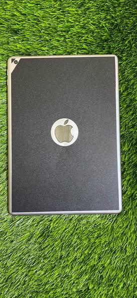ipad 5th generation 32GB65083997698051111