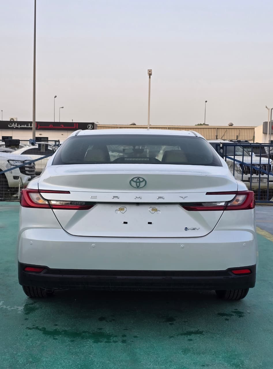 TOYOTA CAMRY 2.5L E HYBRID 202563725468348673113