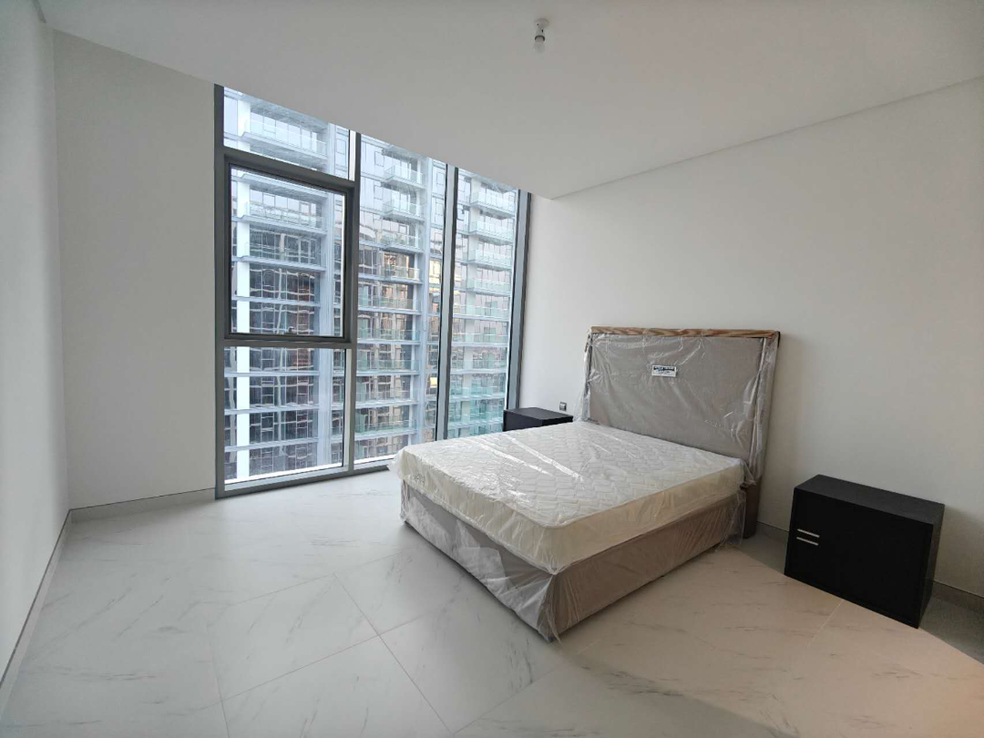 Corner Unit - Furnished - ready to move63548335336321113