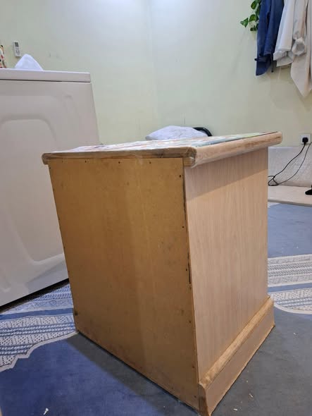  طاولة سرير جانبية ذات درجين 64970661811458113