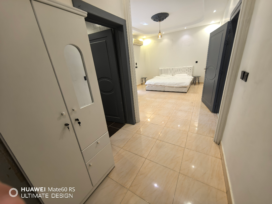 غرفة بحجم كينج سايز للإيجار على المدى الطويل أو القصير63281309578241111