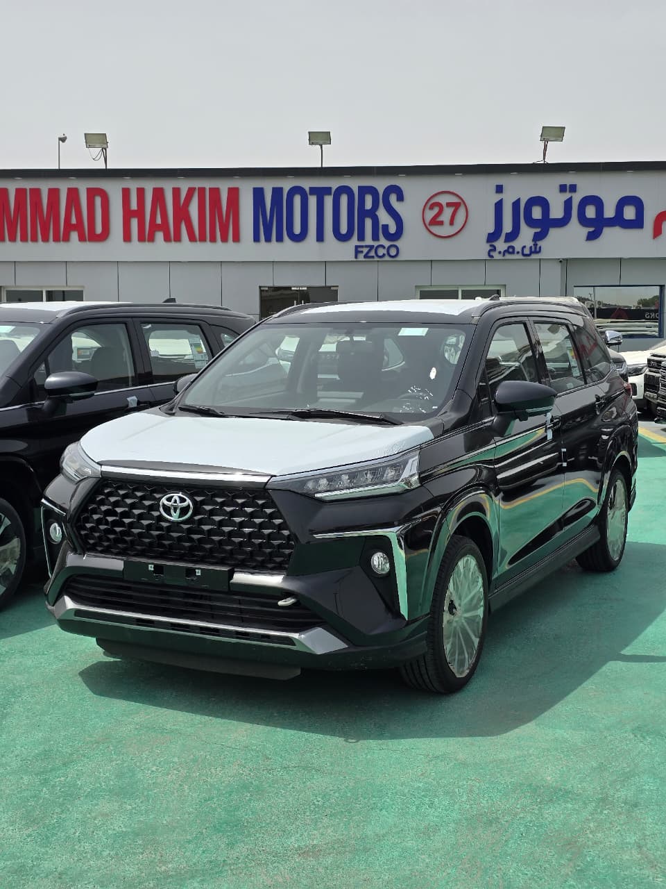 TOYOTA VELOZ 1.5L  7-SEATS 202563725514259585111