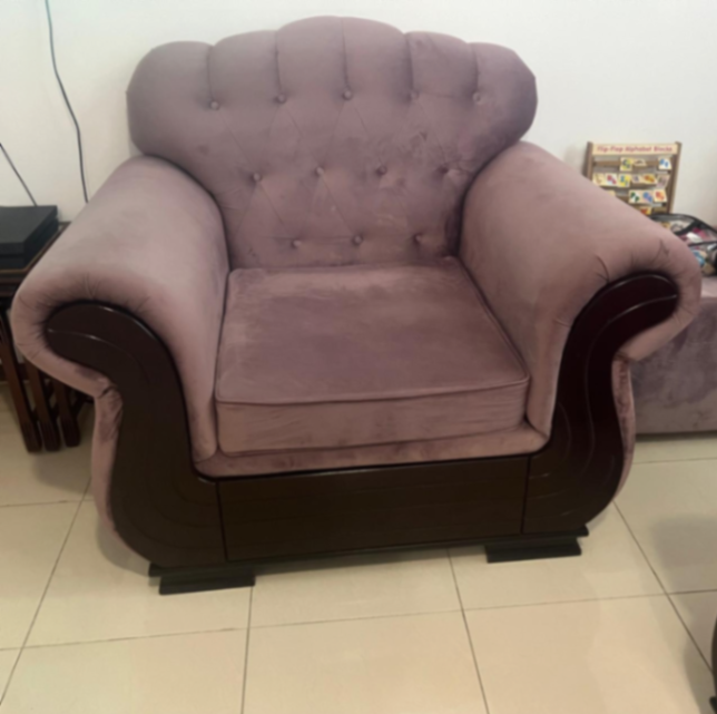 أريكة بـ 7 مقاعد63550319849729113