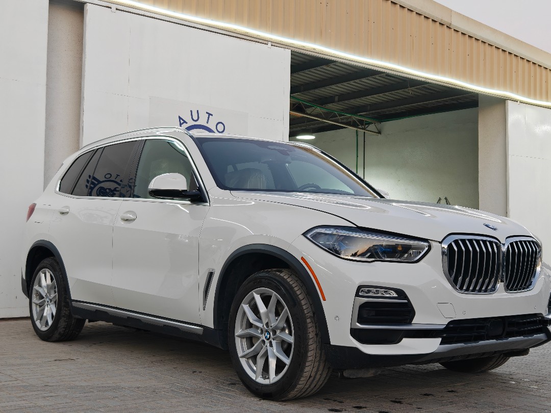 BMW X5 2020 sDrive 40iext1 bmw-x5-2020-sdrive-40i-65042396856450111