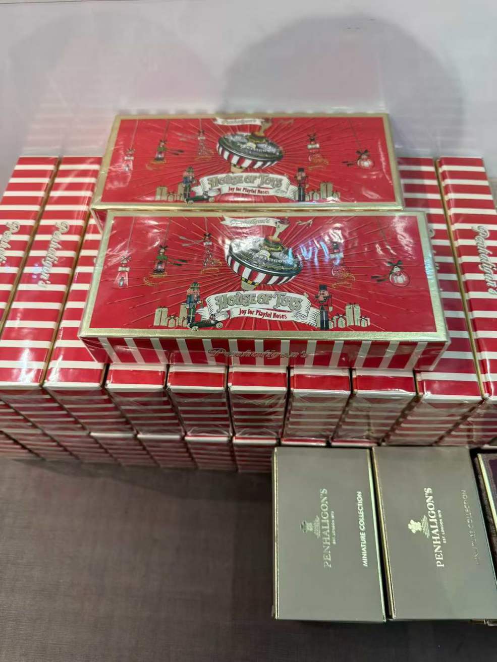 مجموعة عطور بينهاليجون هدية - مجموعة عطور بريطانية أنيقة
