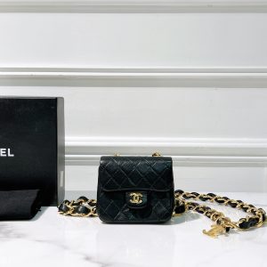 CHANEL VINTAGE WAIST CHAIN BAG, Black/Gold