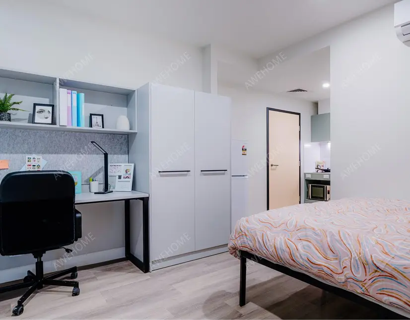 Private Studio Platinum64241553329537110