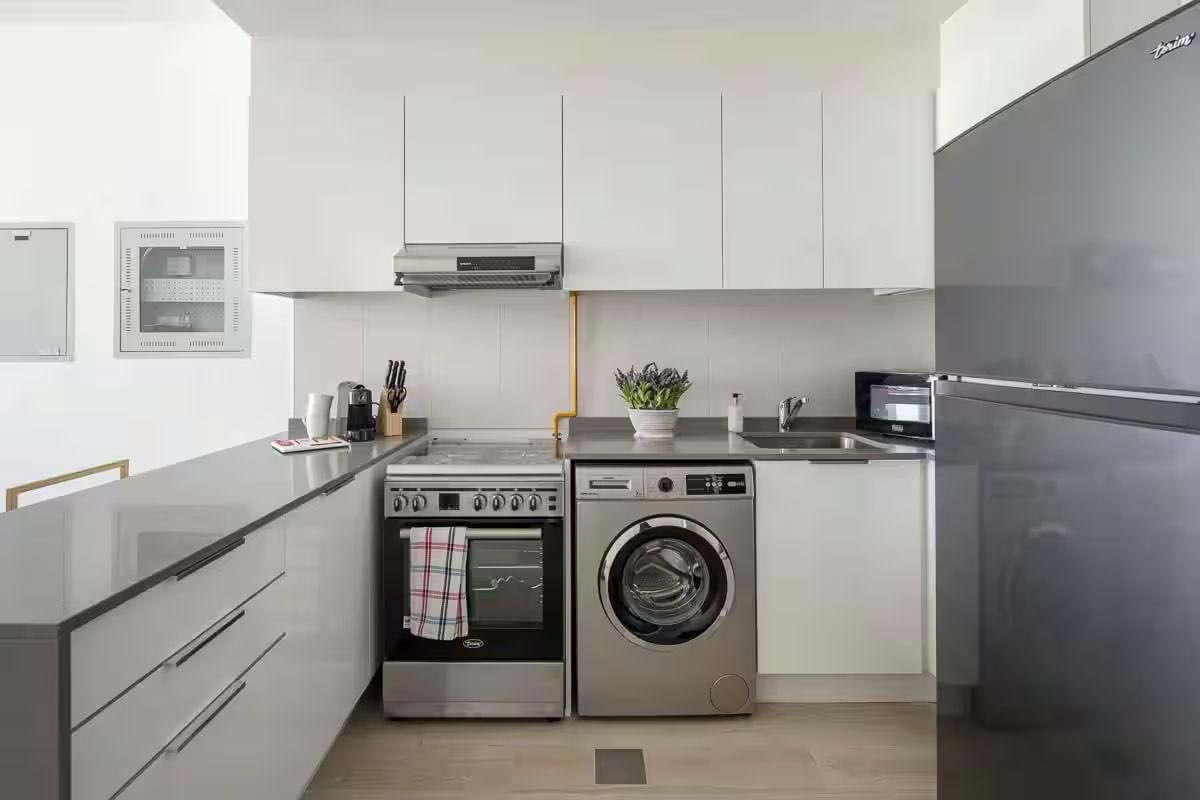 Fully Furnished 1-Bedroom Apartment for Sale - JVC64082050244995113