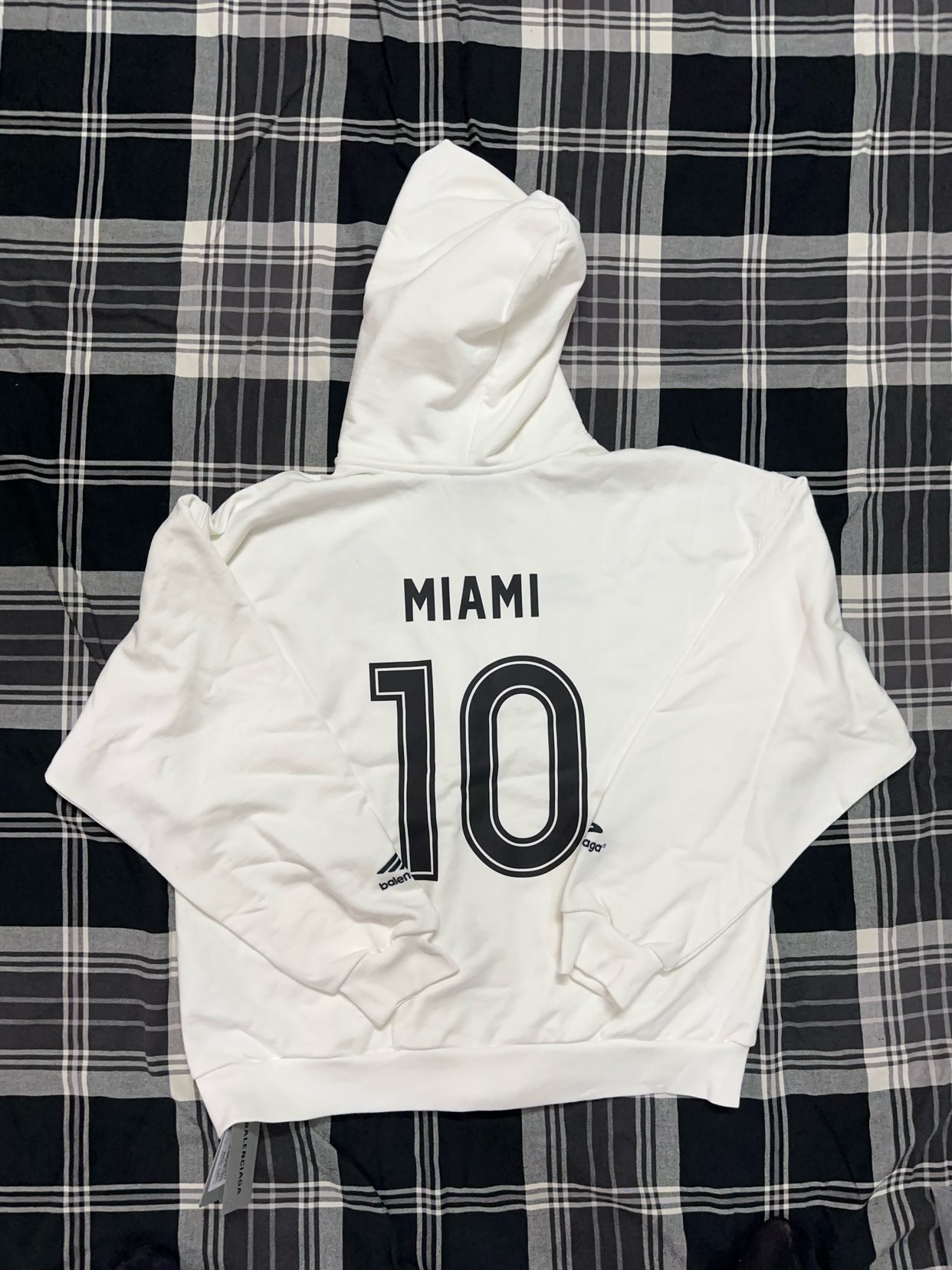Balenciaga Paris Fashion 24ss 3b sport multi-logo white Manchester United jersey hoodie63706202889090111