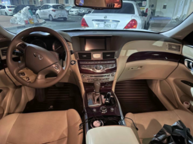 Infiniti Q70 2016 3.7L white62894146193921114