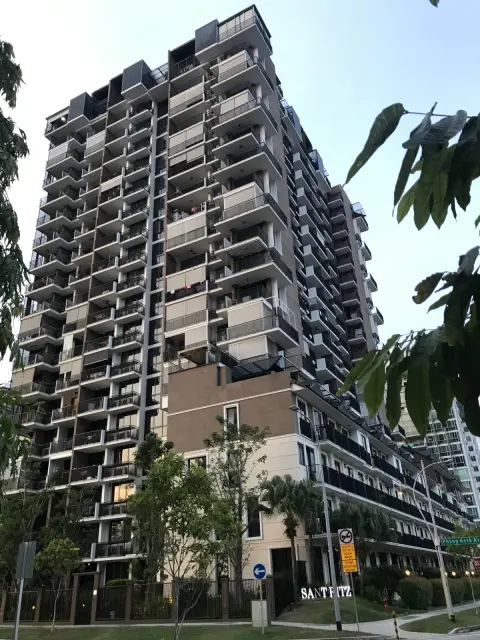 Sant Ritz - C163383509754115112