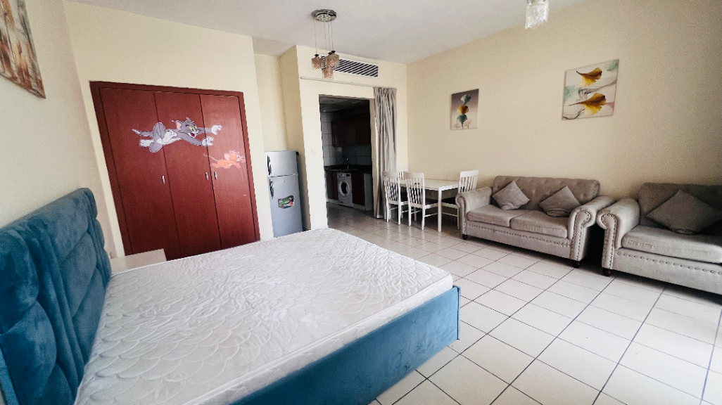 Studio Room With Balcony China Cluster 63400477096706112