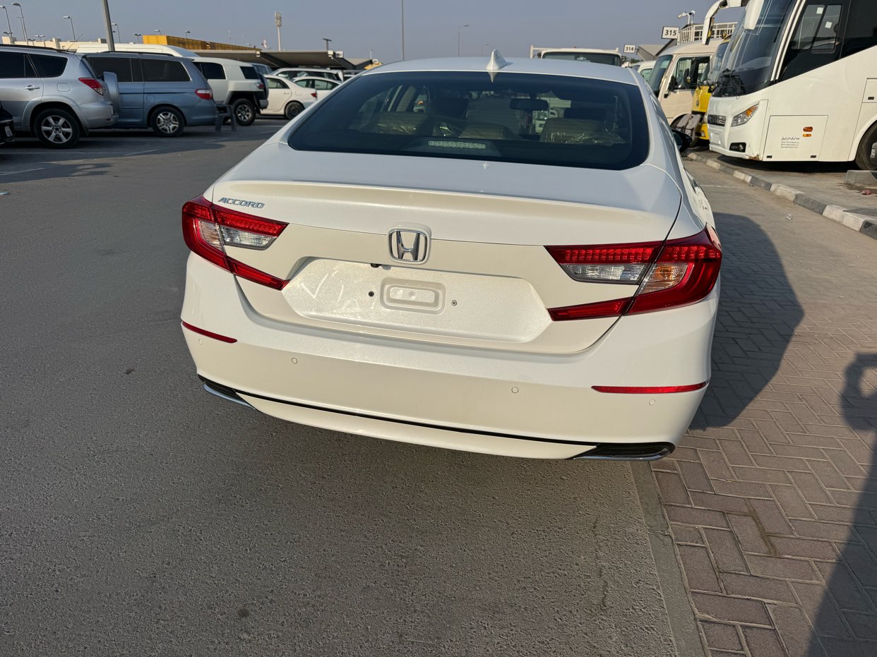 Honda accord 64368589685121111