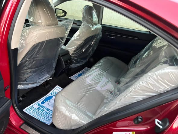 Lexus es 35064674480896386114