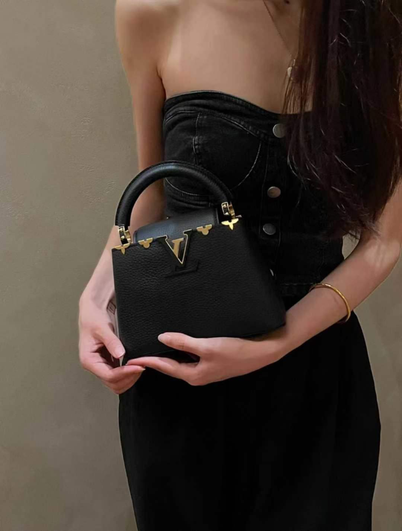 Louis Vuitton Capucines Mini – Black Leather with Gold Hardware | 98% New63227934675457112
