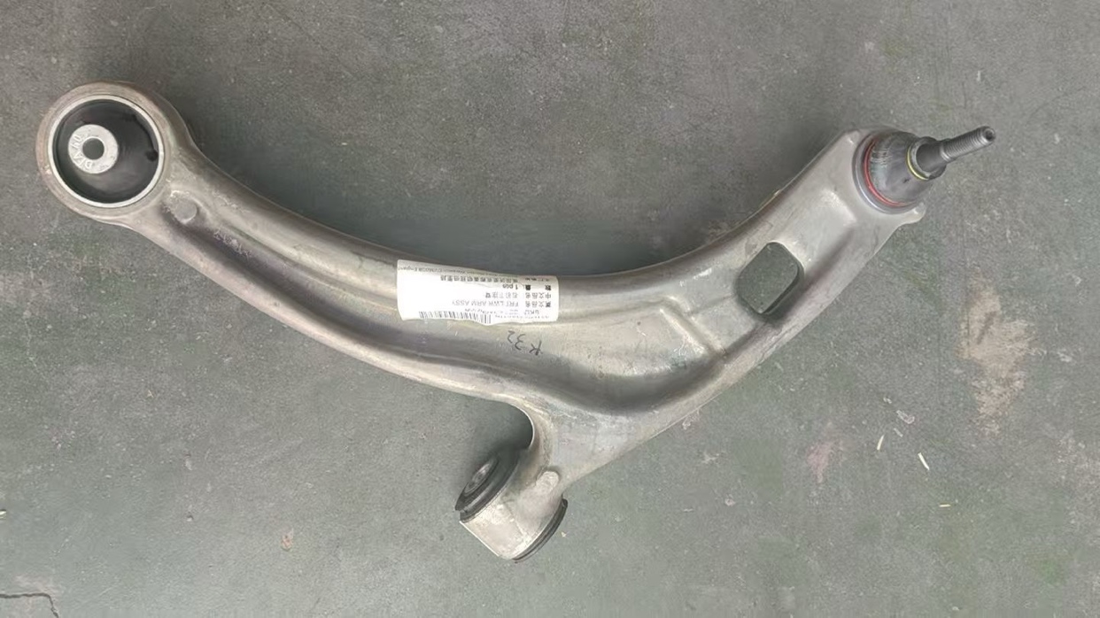 Maserati Front Lower Control Arm64640768286850113