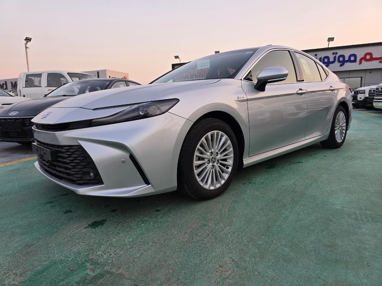 TOYOTA CAMRY E-PLUS HYBRID 202563780721878659111