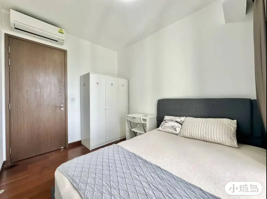Curtin all-female room near NUS in western Singapore63383476275586111