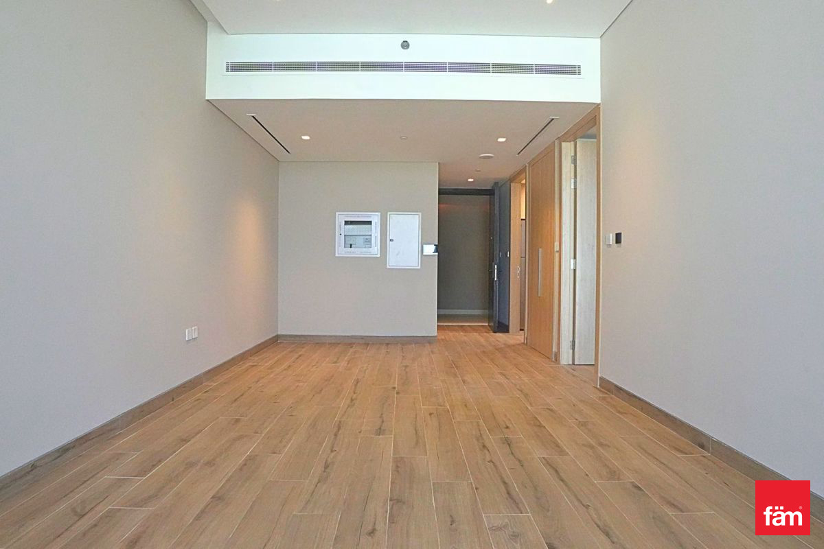 Smart Home | Ready To Move | Multiple Cheques