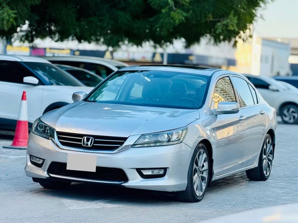 هوندا أكورد إصدار محدود طراز رياضي 2014 كم.112.. ك السعر 17,500 المواصفات الإقليمية: الولايات المتحدة الأمريكيةext0 honda-accord-limited-edition-sport-model-2014-kms-112-k-price-17500-regional-specifications-u-64839441887105110